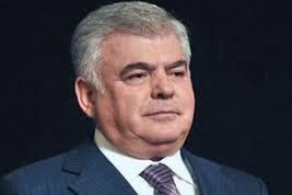 HAQQI TAPDALANMIŞ SAHİBKARLAR           "Bizə çatan məlumtlara görə, bu işin başında Ziya və Elton Məmədovların Baş Prokurorluqda yüksək vəzifədə çalışan qardaşlarının oğlu Namiq Məmmədov dayanır..."