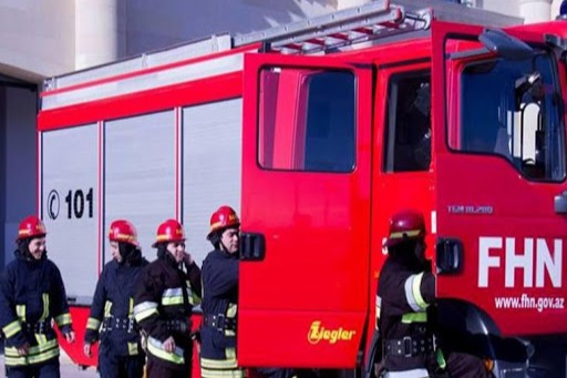 Bakıda ŞOK OLAY: bina çökdü, dağıntılar altında QALAN VAR