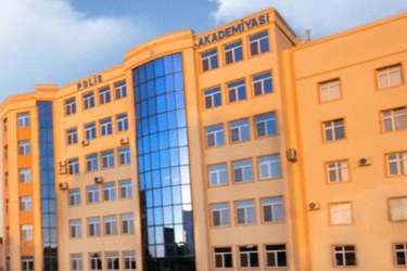 Yaşı 18-dək, boyu azı 165 sm olan kişilərə MÖHTƏŞƏM XƏBƏR:           25 yanvardan BAŞLAYARAQ...
