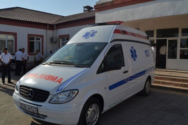 Fransızlar Bakıda qəzaya düşdü: Ölən və yaralı var