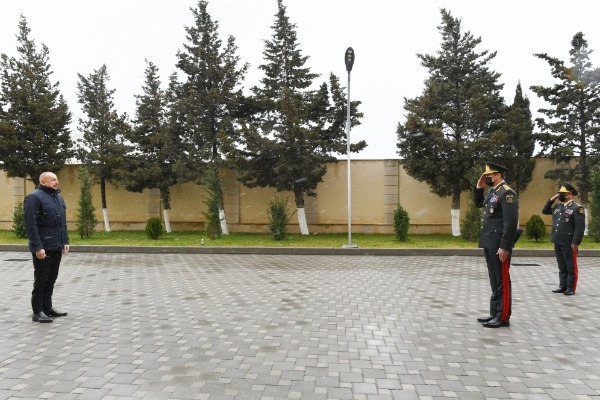 Prezident, Ali Baş Komandan İlham Əliyev Daxili İşlər Nazirliyi Daxili Qoşunlarının yeni inşa olunan “N” saylı hərbi hissəsinin açılışında iştirak edib