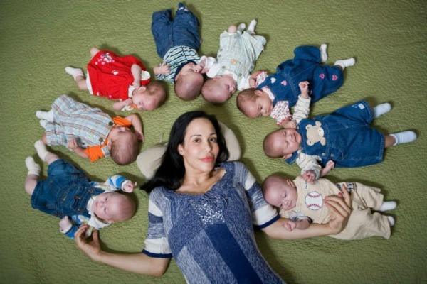 8 uşaq dünyaya gətirdi!               Məşhur Octomom: İndi Haradadır?