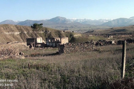 İşğaldan azad edilmiş Baharlı kəndinin görüntüləri