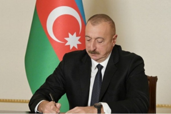 Prezident tanınmış sənətçilərlə bağlı sərəncam imzaladı                  TƏBRİK EDİRİK!