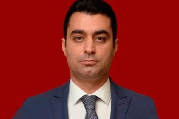 İcra başçısının imarətində asılmış meyit AŞKARLANDI