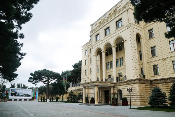 Naxçıvan istiqamətindəki mövqelərimiz atəşə tutulub, hərbçimiz yaralanıb