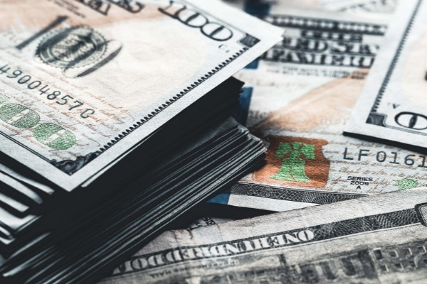 Milyardlarla dollar Azərbaycandan necə çıxarılır?