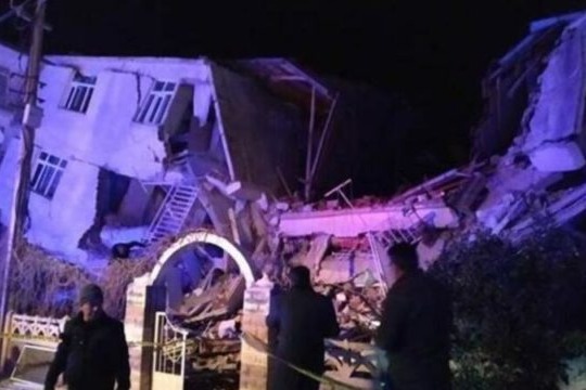 Qardaş Türkiyədən acı xəbər gəldi: Ard-arda 100-dən çox zəlzələ oldu