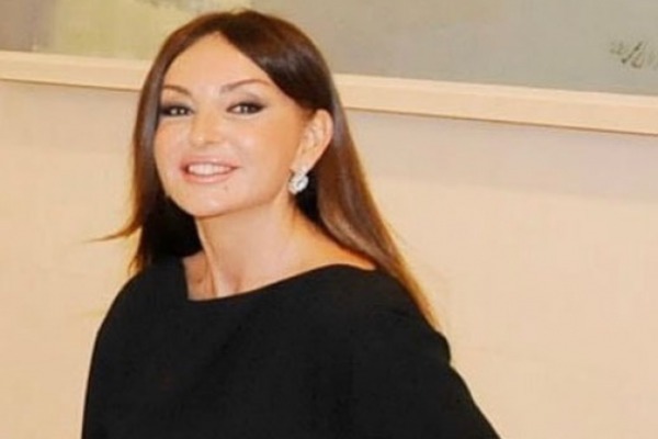 Birinci vitse-prezident Mehriban Əliyeva  ad günü münasibətilə onu təbrik edənlərə təşəkkür edib