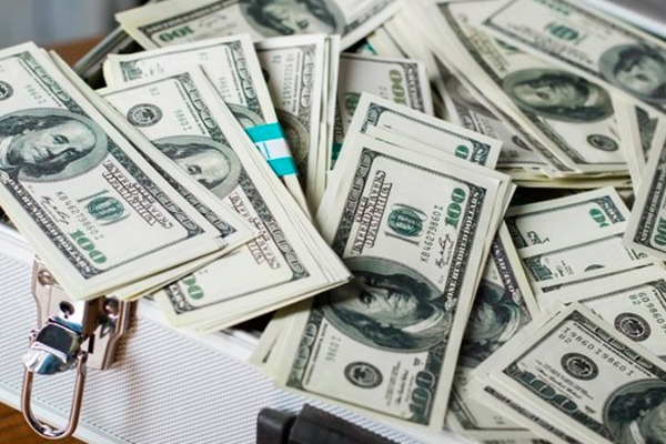 Bu il Azərbaycana ən çox dollar gətirən 10 şəxs kimdir? –                    SİYAHI