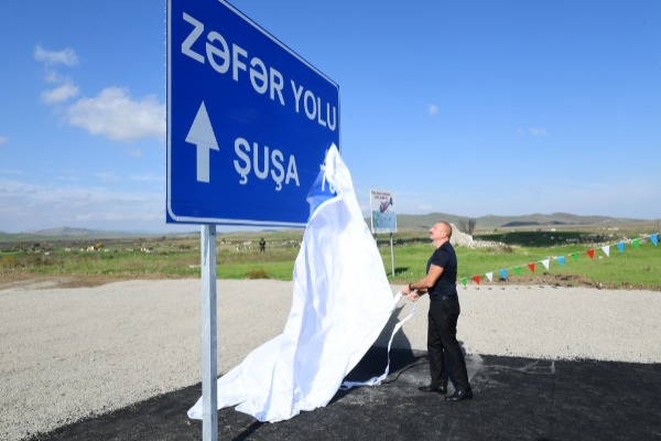 Azərbaycan Respublikasının Prezidenti İlham Əliyev və birinci xanım Mehriban Əliyeva noyabrın 7-də Şuşa şəhərinə səfərə gəliblər