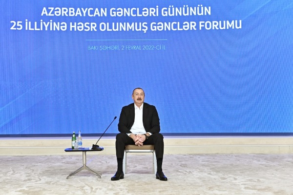 Prezident İlham Əliyev Azərbaycan Gəncləri Gününün 25 illiyinə  həsr olunmuş Gənclər Forumunda iştirak edib