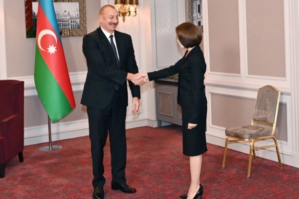 Martın 3-də Moldova Respublikasının Prezidenti Maya Sandu Azərbaycan Respublikasının Prezidenti İlham Əliyevə telefonla zəng edib