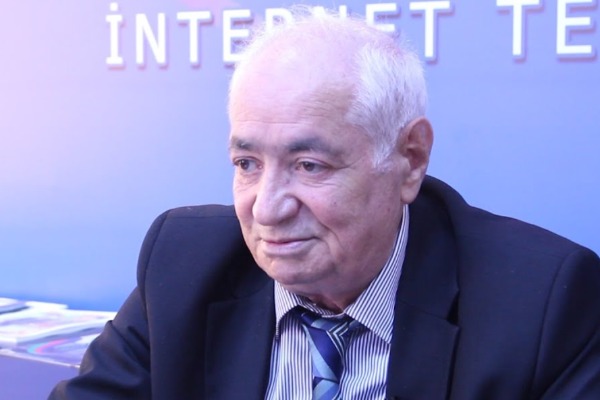 “Param-parça illər” kitabının müzakirəsi