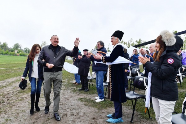 Azərbaycanın mədəniyyət paytaxtı Şuşada V “Xarıbülbül” Beynəlxalq Folklor Festivalının açılışı olub