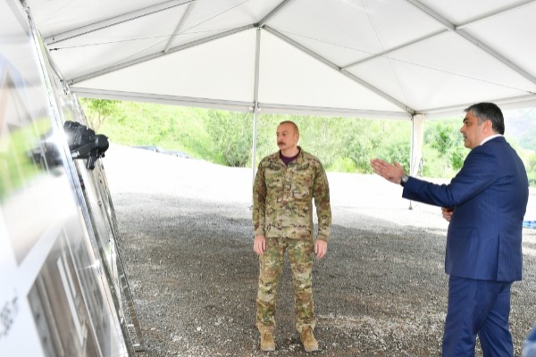 Prezident İlham Əliyev Kəlbəcərdə “İstisu” sanatoriyasının təməlqoyma mərasimində iştirak edib