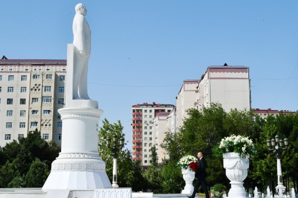 Prezident İlham Əliyev Sumqayıtda bir sıra tədbirlərdə iştirak edib