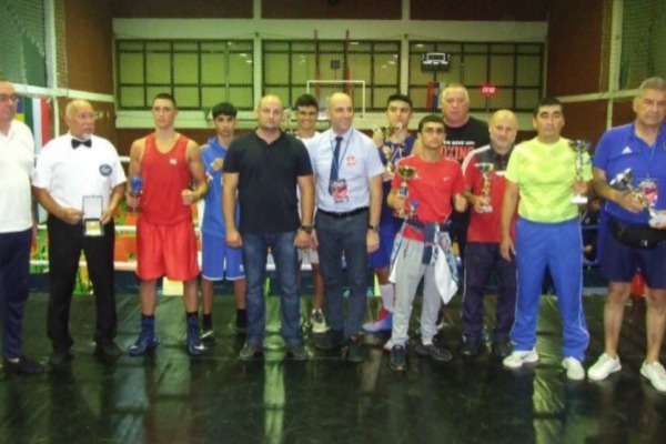 Boks üzrə Azərbaycan yığması Millətlər kubokunda 3 qızıl və 2 gümüş medal qazanıb