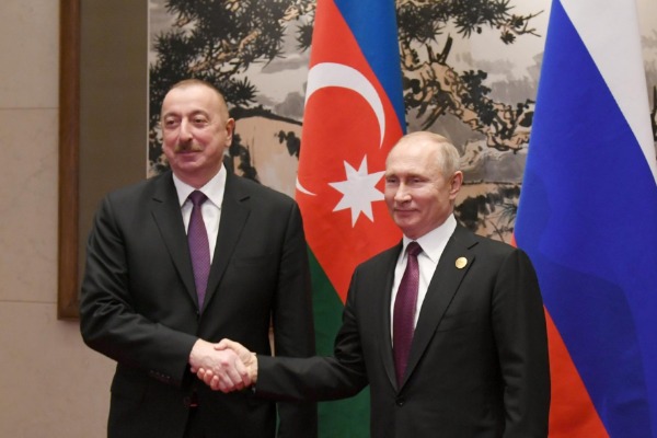 Paşinyana daha bir zərbə: Moskva Azərbaycana yaxınlaşır