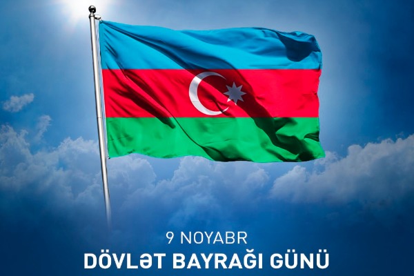 Azərbaycan Respublikasının Birinci vitse-prezidenti Mehriban Əliyeva rəsmi instaqram hesabında 9 Noyabr - Dövlət Bayrağı Günü münasibətilə foto paylaşıb.