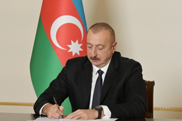 A.Ə.Aslanovun Azərbaycan Dövlət İnformasiya Agentliyinin (AZƏRTAC-ın) İdarə Heyətinin sədri vəzifəsindən azad edilməsi haqqında