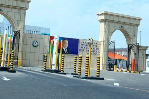 Azərbaycan tezliklə quru sərhədlərini açacaq