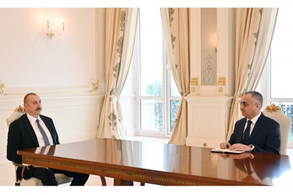 Prezident İlham Əliyev Naxçıvan Muxtar Respublikasında Azərbaycan Prezidentinin səlahiyyətli nümayəndəsini qəbul edib