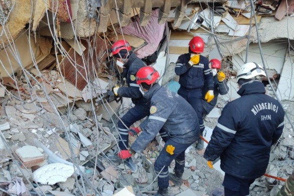 FHN-in xilasediciləri dağıntılar altından 53 nəfəri sağ, 691 nəfərin isə cəsədini çıxarıb