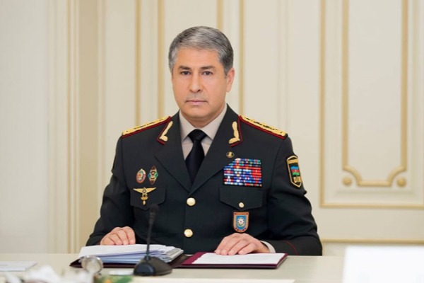 Vilayət Eyvazov polis mayoruna vəzifə verdi                               TƏBRİK EDİRİK