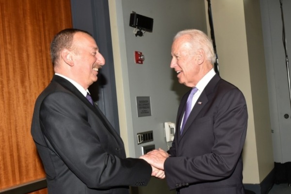 Amerika Birləşmiş Ştatlarının Prezidenti Cozef R.Baydendən