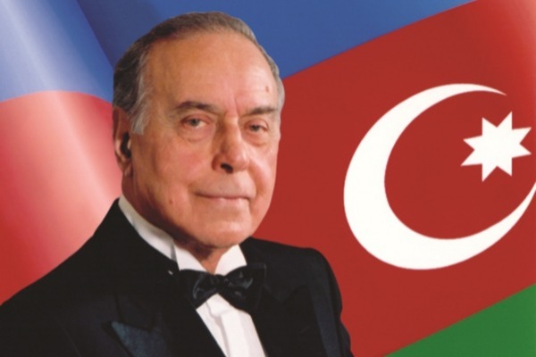 Ulu Öndər Heydər Əliyevin Azərbaycan təhsilinin inkişafında tarixi xidmətləri